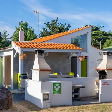 Mobil-home Pour 5 Pers, Moderne Avec Terrasse - Api-1-52-699 Notre-Dame-de-Monts