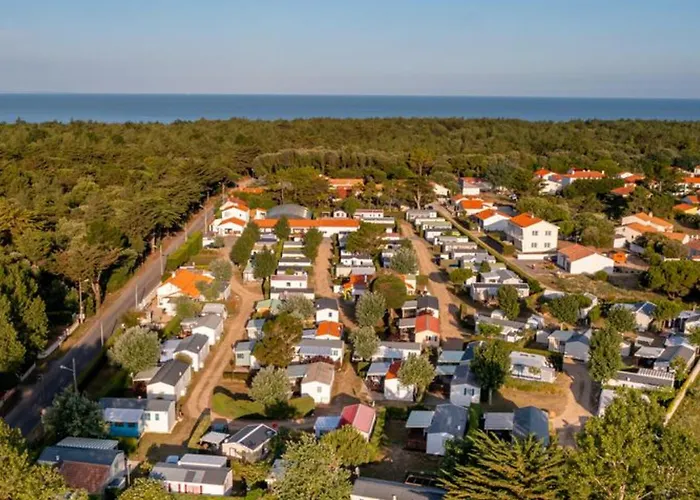 Kemping Mobil-home Pour 5 Pers, Moderne Avec Terrasse - Api-1-52-699