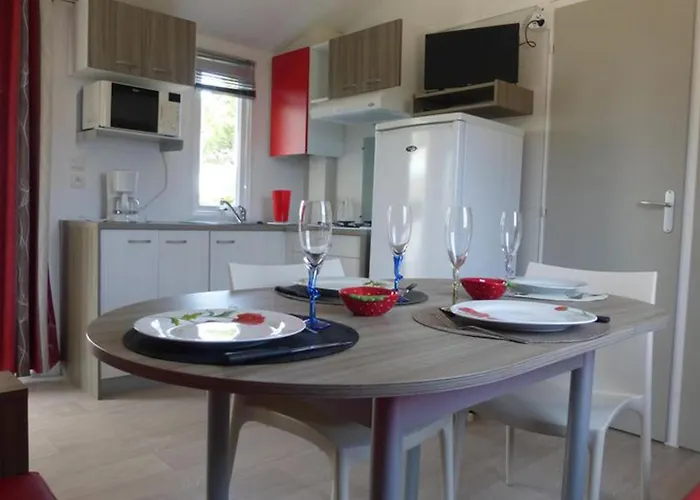 Kemping Mobil-home Pour 5 Pers, Moderne Avec Terrasse - Api-1-52-699 *